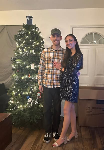 Venice, Florida Woman Seeks Help After Losing Relationship and Job in Less Than 24 Hours